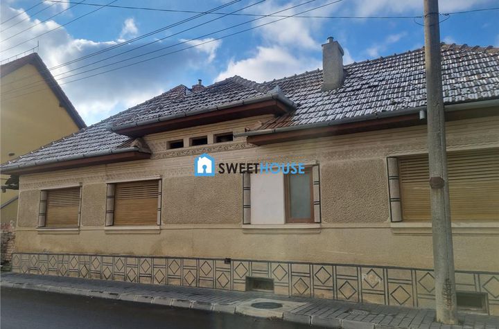 Casă - 5 camere de vanzare CENTRAL - Brasov anunturi imobiliare Brasov
