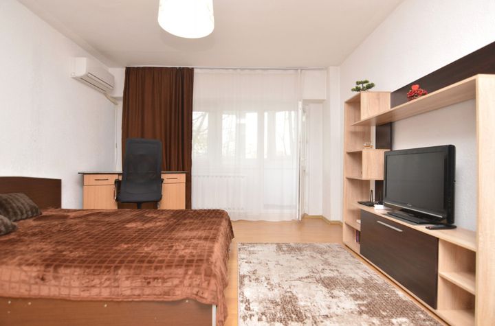 Garsonieră de inchiriat VITAN - Bucuresti anunturi imobiliare Bucuresti
