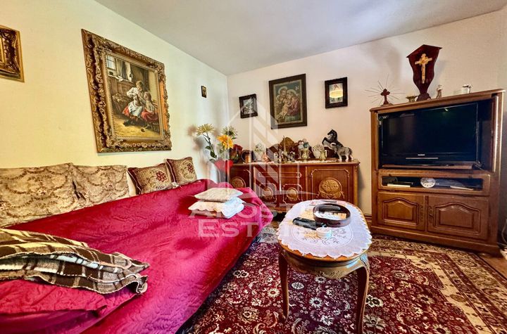 Apartament cu 4 camere, centrala proprie, zona Torontal anunturi imobiliare Timis