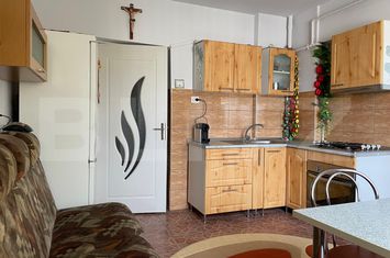 Apartament 2 camere de vanzare CUGIR - Alba anunturi imobiliare Alba