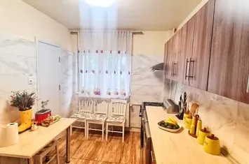 Apartament cu 2 camere de vanzare - George Enescu 40 | Piata Romana anunturi imobiliare Bucuresti