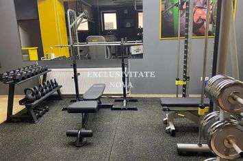 Spatiu COMERCIAL in proprietate cu Afacere "la cheie" PARTER anunturi imobiliare Bucuresti