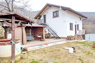 Vilă 5 cam de vânzare Sibiu - Rasinari