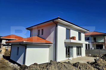 Vilă - 4 camere de vanzare CHINTENI - Cluj anunturi imobiliare Cluj