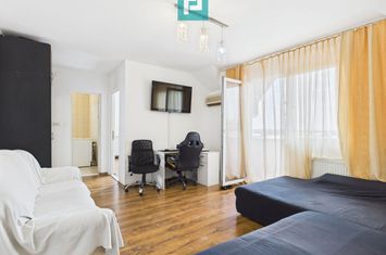 Apartament panoramic cu 2 camere, zona Confecții anunturi imobiliare Arad