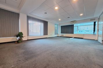 Spatiu de birou, de inchiriat, cu parcare, zona Calea Turzii,Buna Ziua anunturi imobiliare Cluj