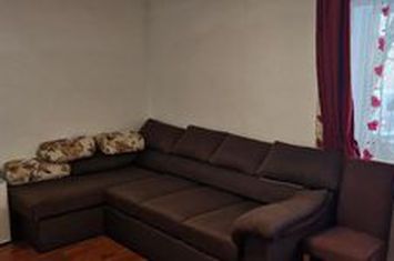 Apartament 3 camere de vanzare TRACTORU - Brasov anunturi imobiliare Brasov