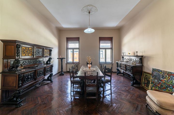 Apartament 4 camere de vanzare CENTRAL - Arad anunturi imobiliare Arad