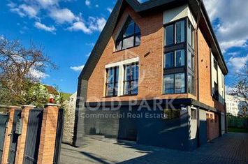 Cladire de Birouri Moderna - Zona Centrala - Locuri de Parcare anunturi imobiliare Cluj