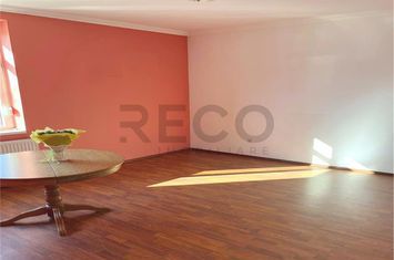 Apartament 3 camere de vanzare CENTRAL - Bihor anunturi imobiliare Bihor