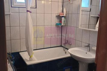 Apartament 3 camere, bloc 1984, piața Delfinului,Mega Mall, anunturi imobiliare Bucuresti