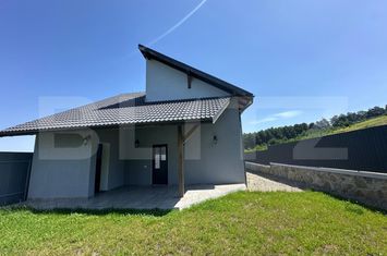 Vilă - 3 camere de vanzare PURCARENI - Brasov anunturi imobiliare Brasov