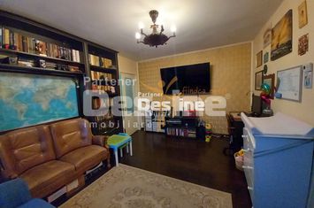 Apartament 2 camere de vanzare ROMAN - Neamt anunturi imobiliare Neamt
