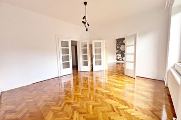 Casă - 3 camere de inchiriat SUB ARINI - Sibiu anunturi imobiliare Sibiu