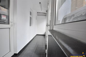 Spațiu comercial de inchiriat CALEA BUCURESTI - Brasov anunturi imobiliare Brasov