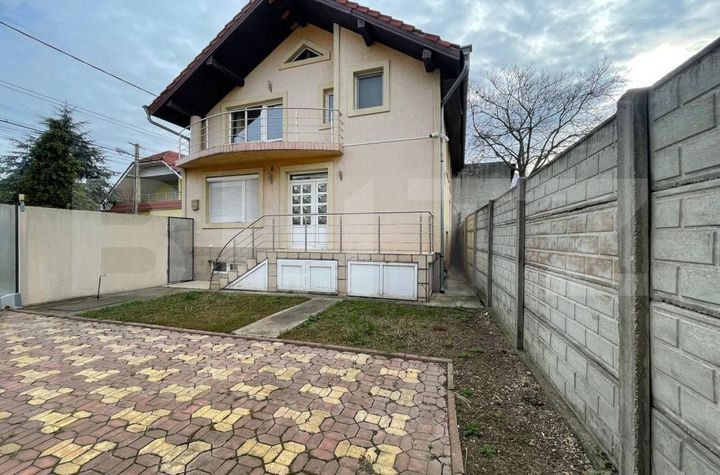 Vilă - 4 camere de vanzare ORADEA - Bihor anunturi imobiliare Bihor