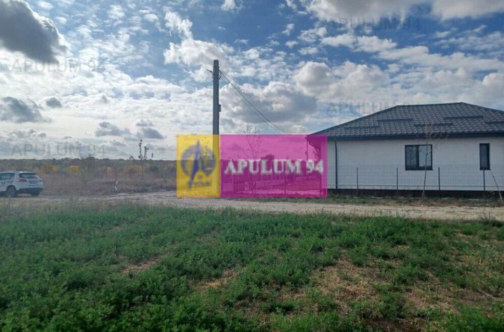 Gulia, teren intravilan curti-constructii, 523 mp anunturi imobiliare Dambovita
