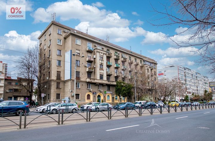 Apartament 5 camere de vanzare P-TA VICTORIEI - Bucuresti anunturi imobiliare Bucuresti