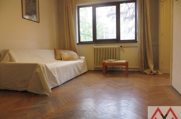 Apartament 4 camere in vila Pantelimon - Ferdinand anunturi imobiliare Bucuresti