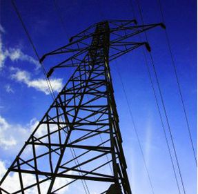 În 2008, ungurii au plătit pentru energie electrică cu 18,5% mai mult faţă de anul 2000