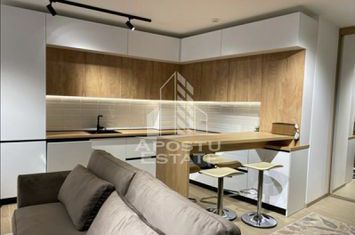 Apartament cu 2 camere, Openspace, nemobilat, confort 1 zona Medicina anunturi imobiliare Timis