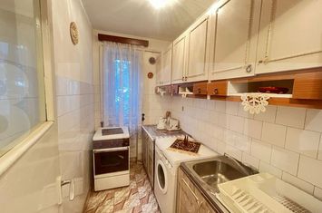 Apartament 2 camere de vanzare BOTOSANI - Botosani anunturi imobiliare Botosani