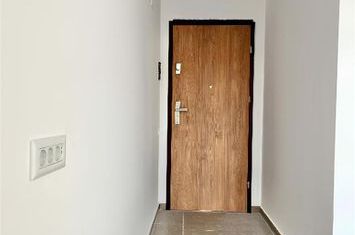 Spațiu comercial de inchiriat ASTRA - Brasov anunturi imobiliare Brasov