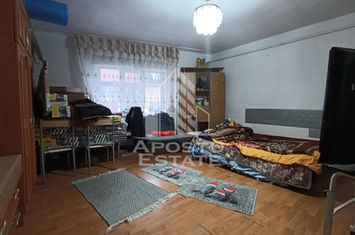 Casa individuala, anvelopata, curte proprie, renovata, Bogdanestilor! anunturi imobiliare Timis