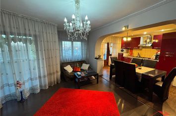 Apartament 3 camere de vanzare CENTRAL - Vrancea anunturi imobiliare Vrancea