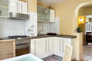 Apartament cu 4 camere de inchiriat Splaiul Crisanei, Oradea anunturi imobiliare Bihor