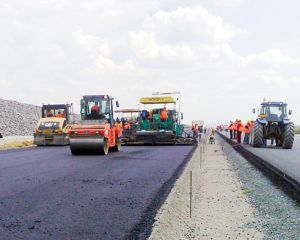 Constructia tronsonului de autostrada Comarnic-Brasov incepe in 2014