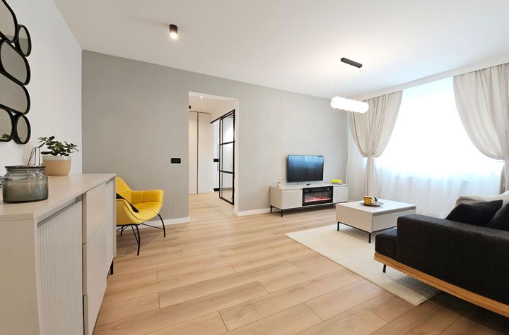 Apartament 2 camere, ultrafinisat la cheie, etaj 4/10, Manastur anunturi imobiliare Cluj