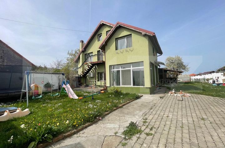 Vilă - 8 camere de vanzare TIMISOARA - Timis anunturi imobiliare Timis
