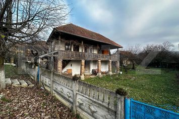 Vilă - 3 camere de vanzare TARGU-JIU - Gorj anunturi imobiliare Gorj