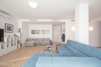 Apartament 4 camere de vânzare Bucuresti - Universitate