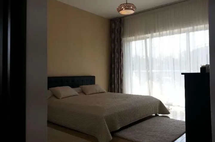 Apartament 3 camere de vanzare 1 MAI - Bucuresti anunturi imobiliare Bucuresti