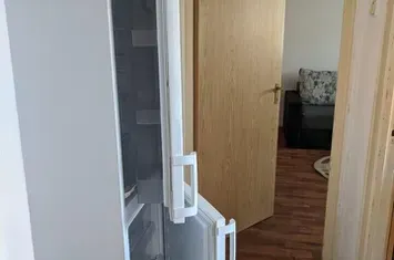 2 camere Titan - 1 Decembrie , renovat, 10 minute pana la metrou anunturi imobiliare Bucuresti