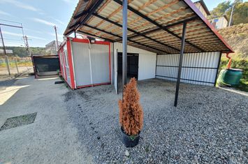 Parc Auto cu birou,garaj,1000mp teren cu deschidere la E60 anunturi imobiliare Mures