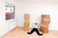 Chiriile au scăzut cu până la 100 de euro în Bucureşti