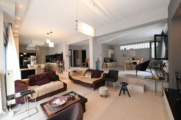 Casă individuală 3 nivele, 354 mp, Kallithea anunturi imobiliare Grecia