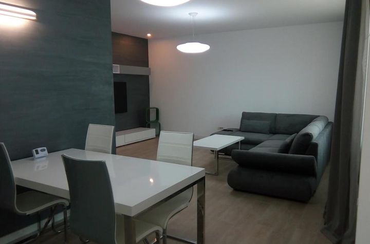 Apartament 3 camere de vanzare GIURGIULUI - Bucuresti anunturi imobiliare Bucuresti