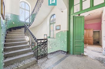 Imobil solid, cu potențial. Ultracentral anunturi imobiliare Arad