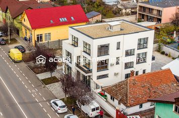 Clădire nouă P+2 cu showroom și birouri în Arad anunturi imobiliare Arad