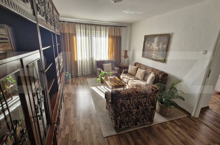 Apartament 3 camere de vanzare CETATE - Alba anunturi imobiliare Alba