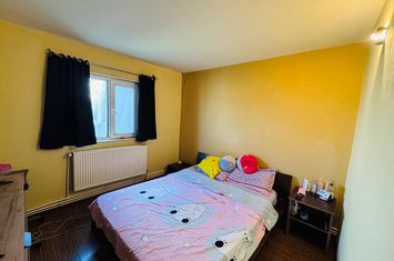 Apartament 4 camere de vanzare IASI - Iasi anunturi imobiliare Iasi