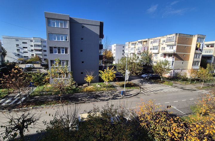 Apartament 3 camere de vanzare ROVINARI - Gorj anunturi imobiliare Gorj