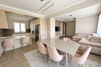 Casa moderna cu 4 camere de vanzare strada Piersicilor,  Oncea anunturi imobiliare Bihor