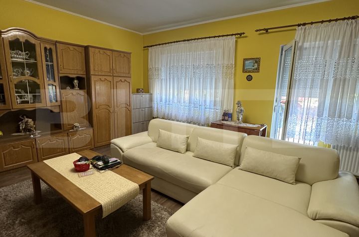 Vilă - 6 camere de vanzare SATU MARE - Satu Mare anunturi imobiliare Satu Mare