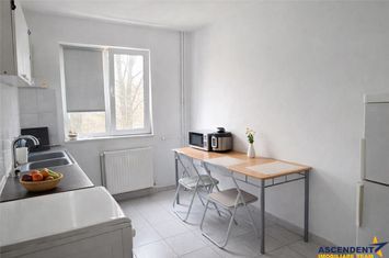 Apartament 3 camere de vanzare ASTRA - Brasov anunturi imobiliare Brasov