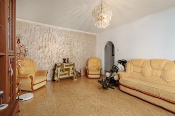 Apartament 4 camere de vanzare PANDURI - Bucuresti anunturi imobiliare Bucuresti